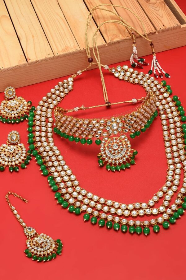 Zaveri Pearls Green Gold-Plated Bridal Kundan Choker 2 Necklaces Jewellery Set