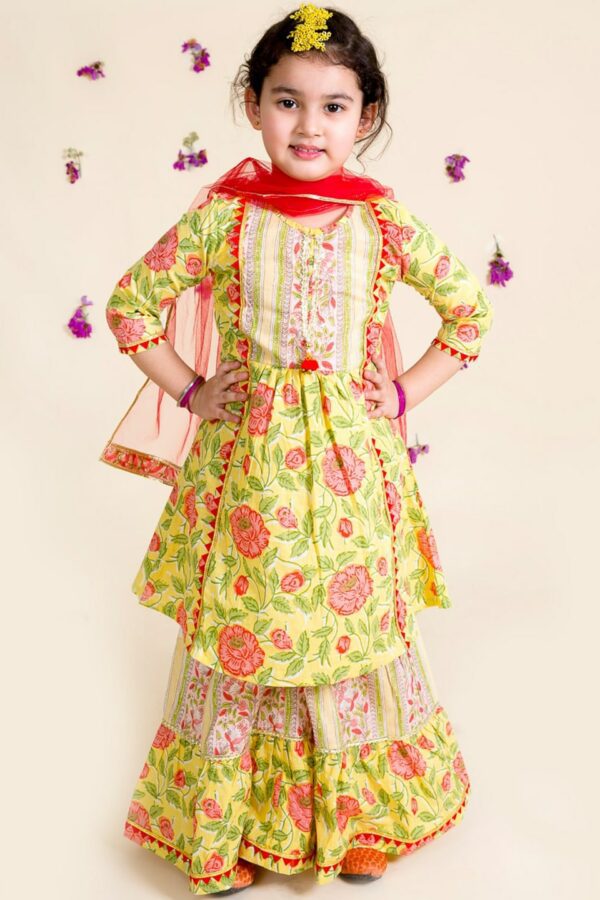 pspeaches Girls Yellow Floral Printed Pleated Pure Cotton Kurta with Sharara & With Dupatta