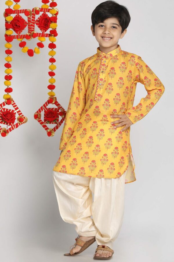 VASTRAMAY Boys Yellow Floral Printed Regular Gotta Patti Kurta with Dhoti Pants