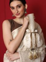 MASQ Off White & Gold-Toned Embellished Embroidered Potli Clutch - Image 5