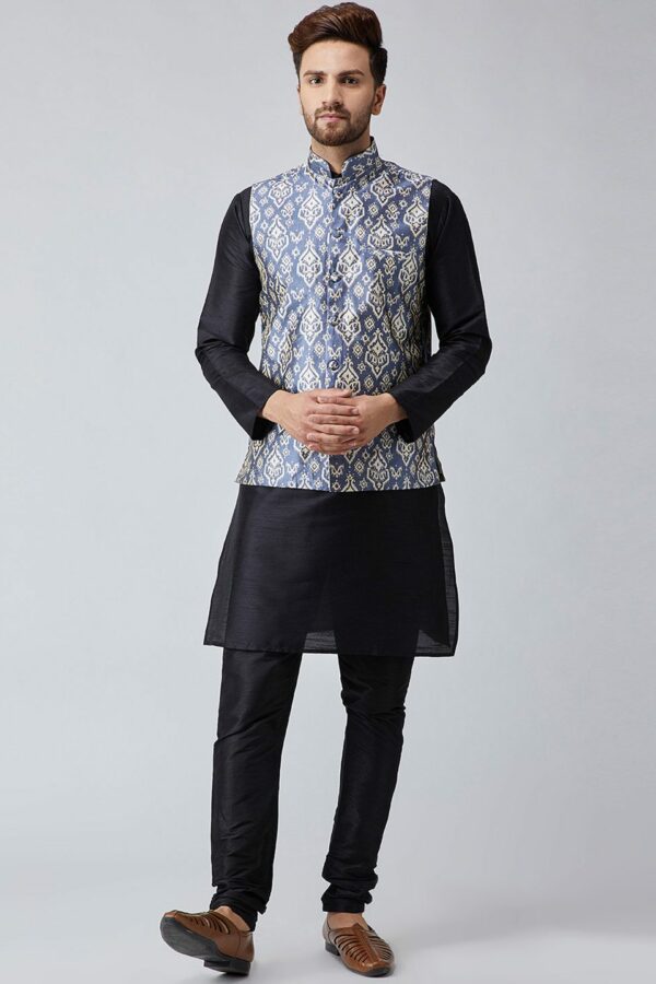 SOJANYA Men Black & Blue Self Design Kurta with Churidar & Nehru Jacket