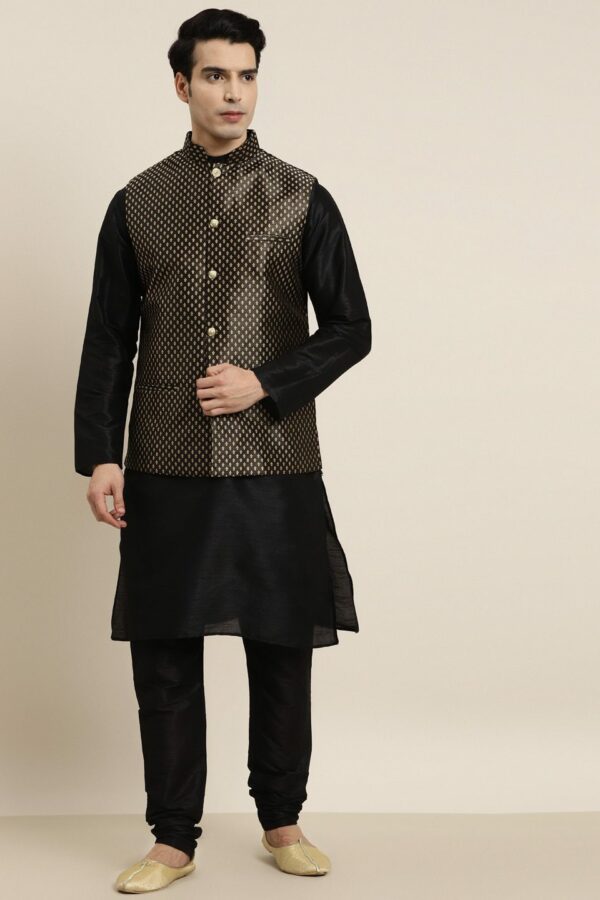 SOJANYA Men Black Solid Kurta with Churidar & Nehru Jacket