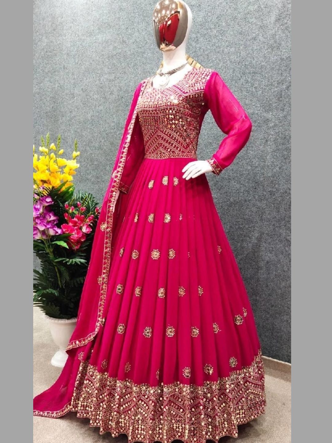 Label Shaurya Sanadhya Salwar Suits and Sets : Buy Label Shaurya Sanadhya  Red Anarkali Suit And Palazzo With Net Dupatta (Set Of 3) Online | Nykaa  Fashion.