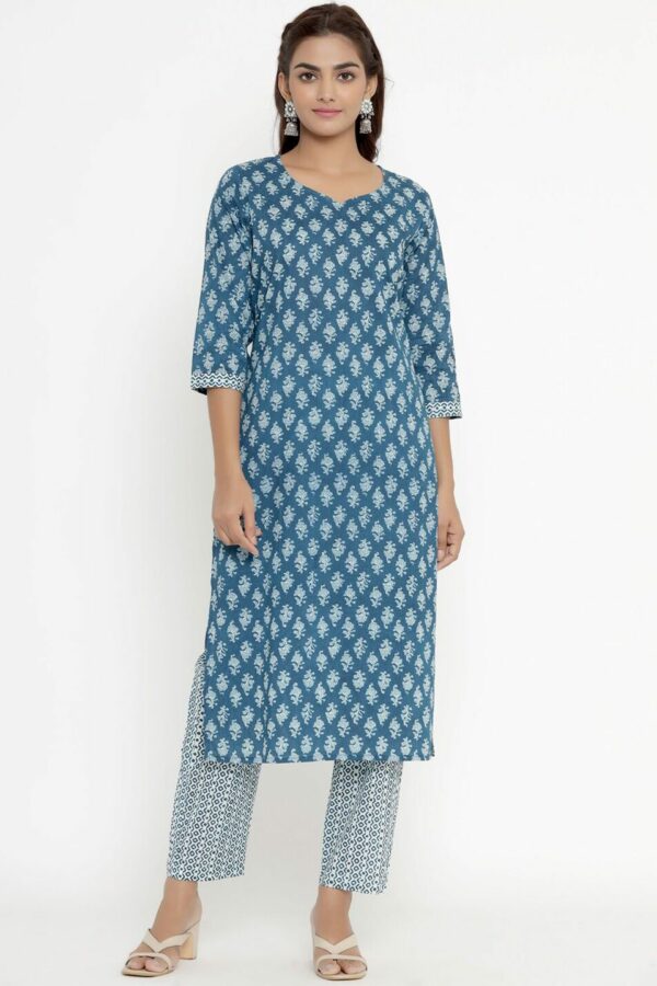 MIRAVAN Women Blue Floral Printed Pure Cotton Kurta with Trousers
