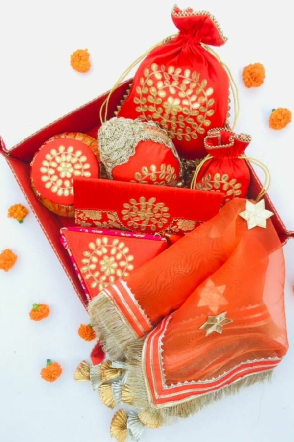 Gotapatti Trousseau Set