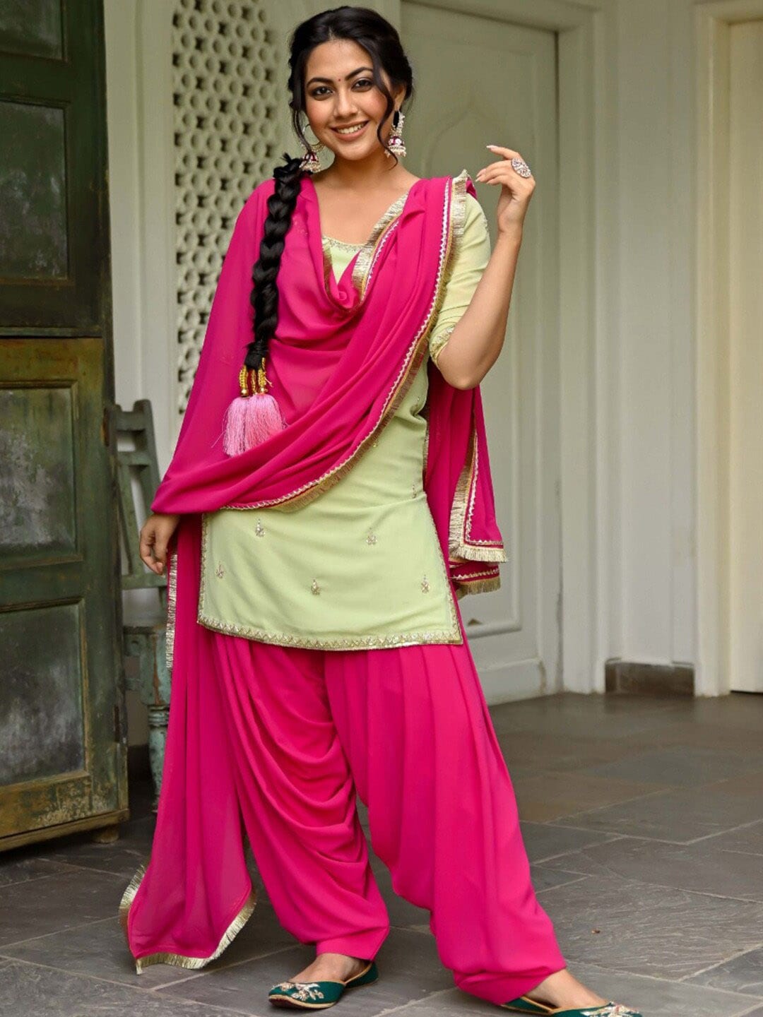 Which is the perfect combination for tall women? Kurta & Palazzo or Kurti &  Patiala? - Quora