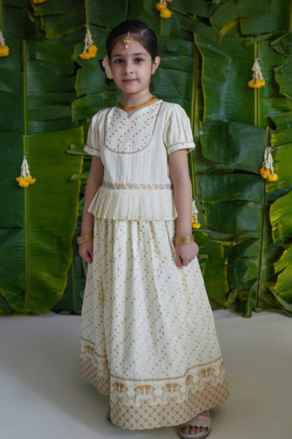Tiber Taber Girls Bandhani Printed Ready to Wear Lehenga & Blouse