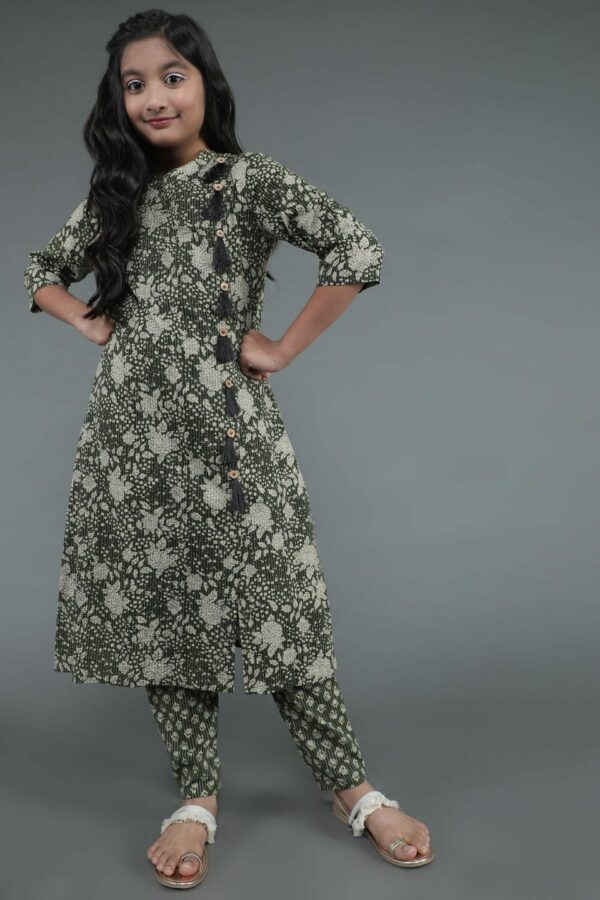 Green Floral Print Kantha Work Kurta With Pant
