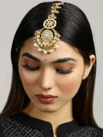 KARATCART Gold-Plated White Kundan-Studded Pearl Beaded Handcrafted Maangtikka - Image 2