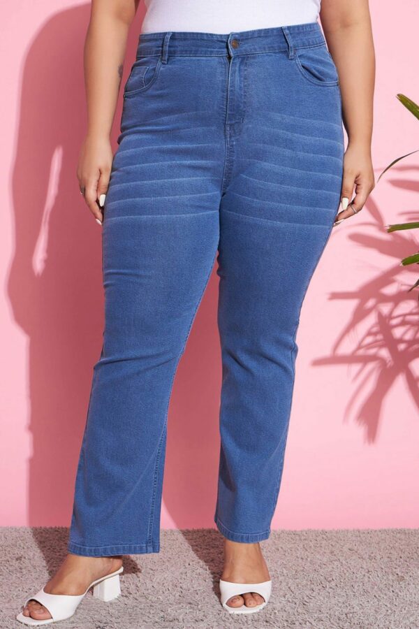SASSAFRAS Curve Women Plus Size Blue Bootcut High-Rise Clean Look Stretchable Jeans