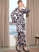 SASSAFRAS alt-laze Printed Top With Palazzos & Belted Robe - Image 4