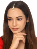 Yellow Chimes Gold Toned Crystal Studded Traditional Maangtikka - Image 4