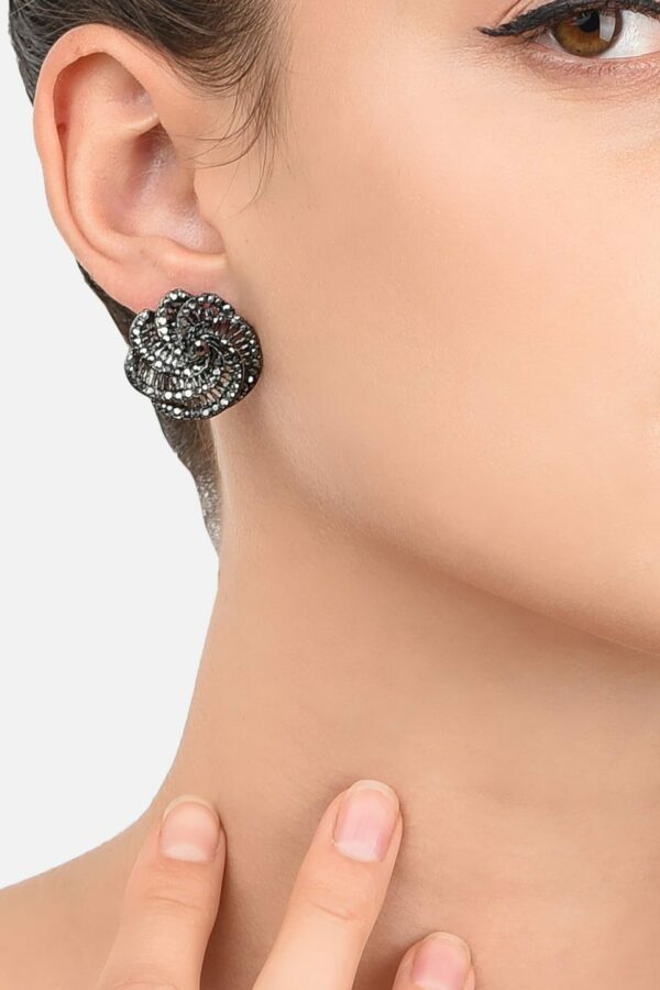 Zaveri Pearls Oxidised Silver-Plated Stone-Studded Floral Studs