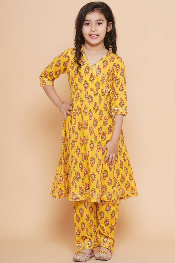 Bitiya by Bhama Girls Ethnic Motifs Printed Angrakha Pure Cotton Kurta with Trousers
