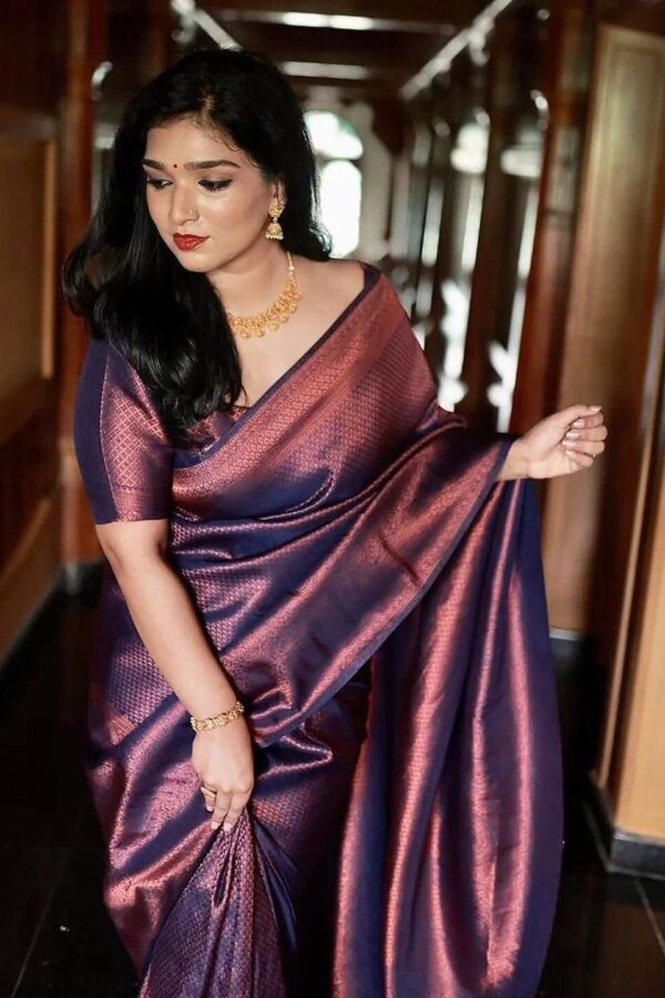KALINI Woven Design Zari Silk Blend Banarasi Saree