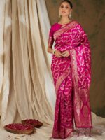 Sangria Pink & Gold-Toned Floral Woven Design Zari Banarasi Saree - Image 2