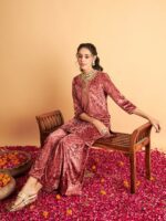 Shae by SASSAFRAS Ethnic Motifs Embroidered Neck Sequinned Detail Velvet A-Line Kurta - Image 7