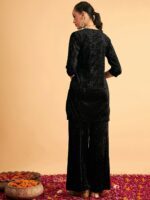 Shae by SASSAFRAS Ethnic Motifs Embroidered Regular Kurta with Palazzos - Image 5