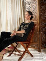 Shae by SASSAFRAS Ethnic Motifs Embroidered Velvet Kurta with Trousers - Image 6
