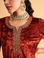 Shae by SASSAFRAS Floral Embroidered Neck Sequinned Detail Velvet A-Line Kurta - Image 2