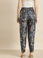 Shae by SASSAFRAS Women Navy Blue Floral Printed Tapered Fit Trousers - Image 3