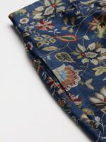 Shae by SASSAFRAS Women Navy Blue Floral Printed Tapered Fit Trousers - Image 6