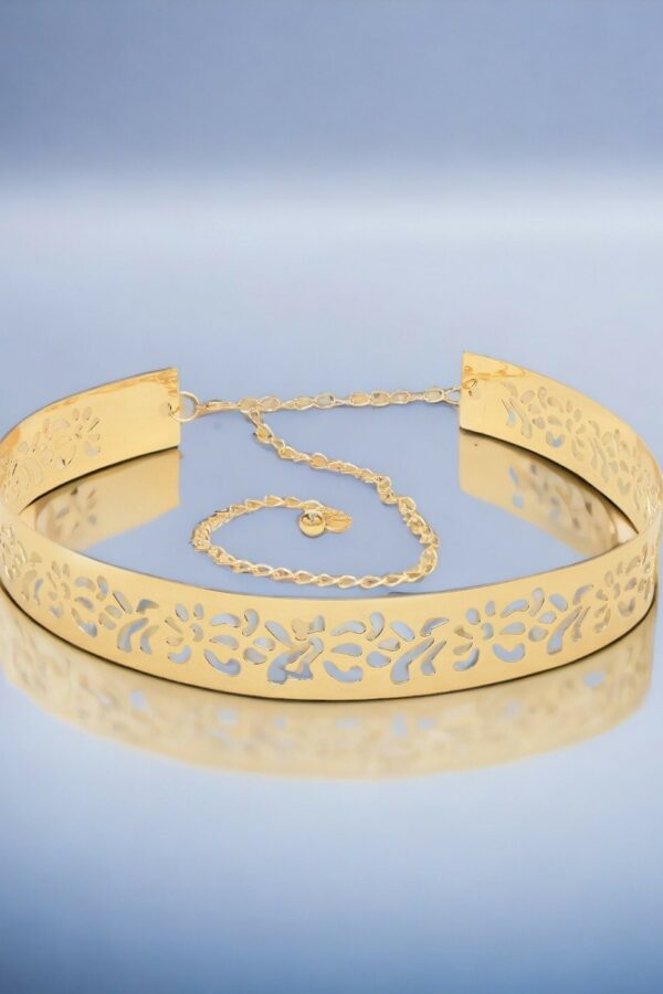 CRUSSET Women Textured Metal Belt