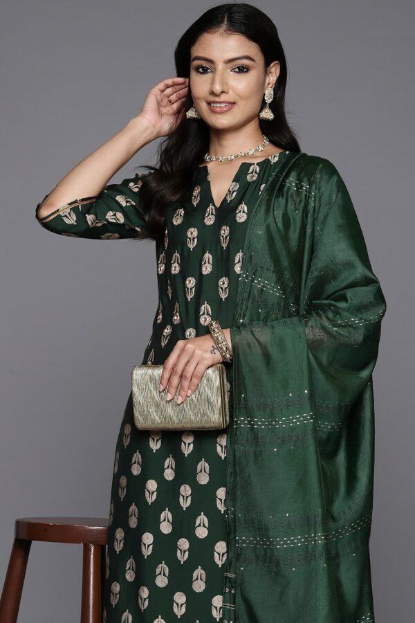 Libas Women Floral Printed Regular Mirror Work Kurta with Trousers & With Dupatta