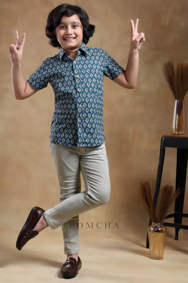 BACHPAN DAHLEEZ BLUE COTTON HAND BLOCK SHIRT