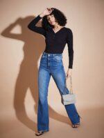 SASSAFRAS BASICS Ribbed V-Neck Fitted Top - Image 6