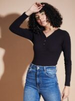 SASSAFRAS BASICS Ribbed V-Neck Fitted Top - Image 7