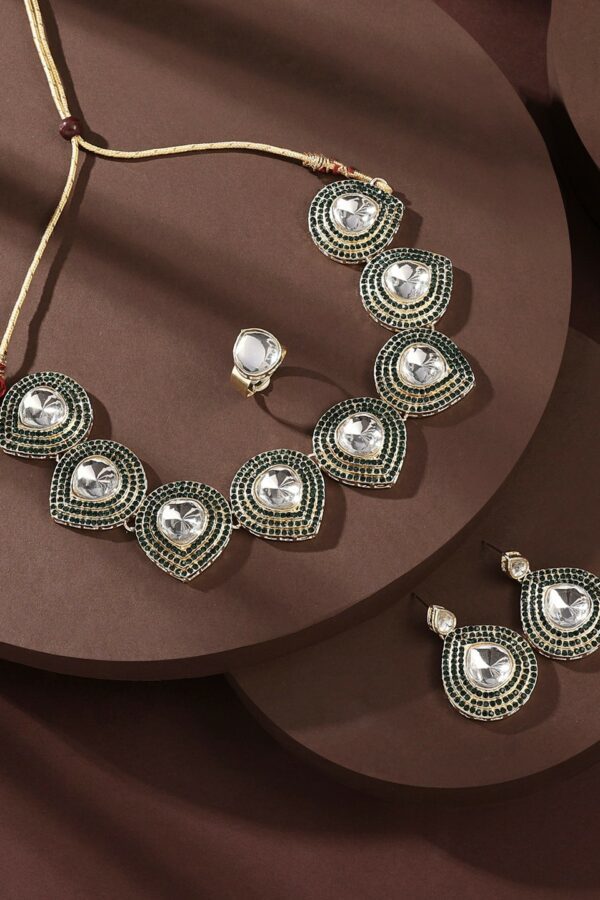 Zaveri Pearls Women Gold-Plated Austrian Diamonds & Stones Jewellery Set
