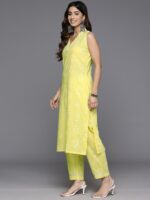 Ahalyaa Floral Printed Pure Cotton Kurta with Trousers - Image 4