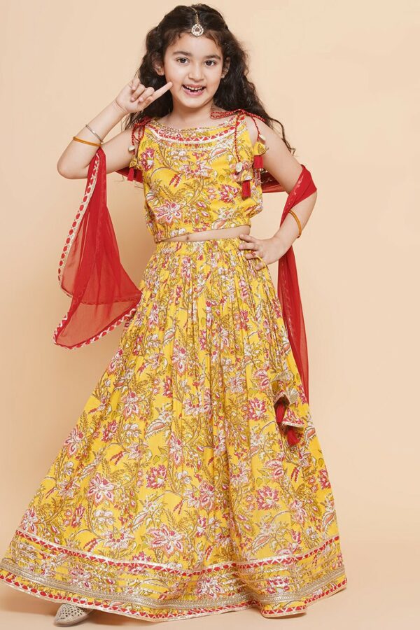 Bitiya by Bhama Girls Printed Ready to Wear Lehenga & Blouse With Dupatta