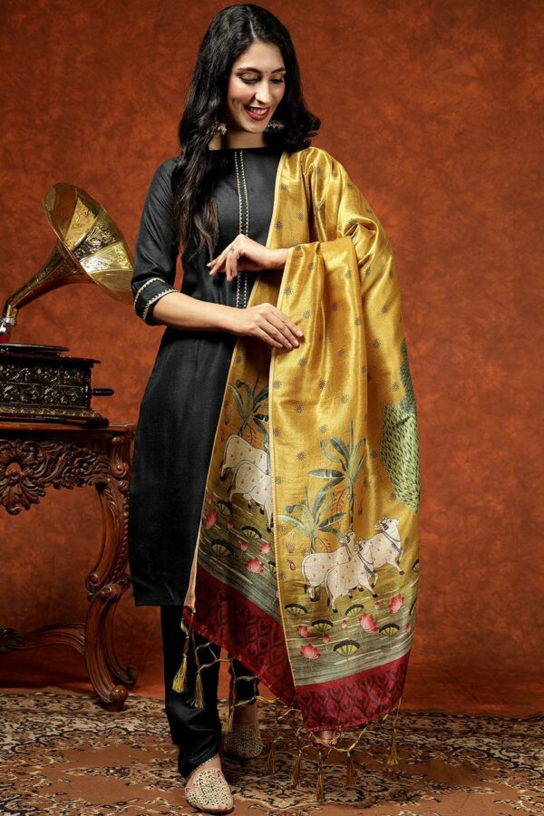 KALINI Women Ethnic Motifs Regular Gotta Patti Kurta with Trousers & With Dupatta