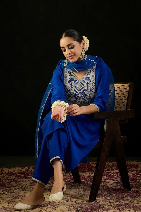 Indo Era V Neck Floral Yoke Design Zardozi Straight Kurta with Trouser & Dupatta