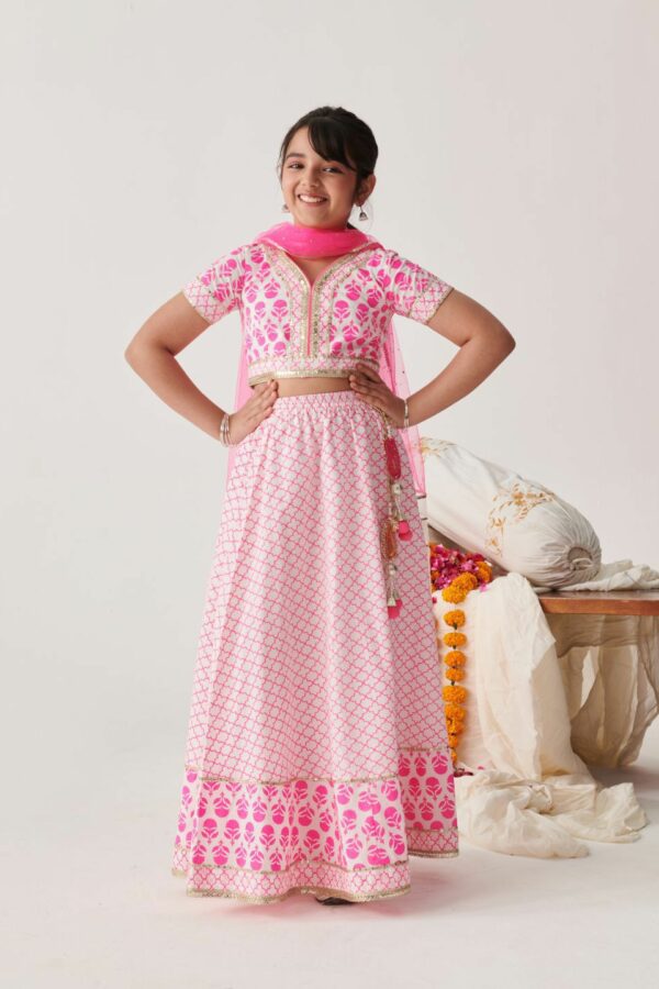 pspeaches Girls Printed Ready to Wear Lehenga & Blouse With Dupatta