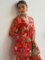 Shae by SASSAFRAS Women Floral Printed Regular Sequinned Kurta with Sharara - Image 6