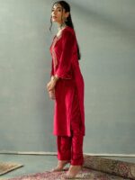Shae by SASSAFRAS Women Ethnic Motifs Embroidered Regular Velvet Kurta with Trousers - Image 4