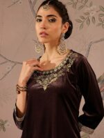 Shae by SASSAFRAS Women Floral Embroidered Regular Thread Work Velvet Kurti with Trousers - Image 2