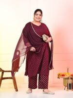 PrettyPlus by Desinoor.com Plus Size Ethnic Motifs Printed Kurta with Trousers & Dupatta - Image 6