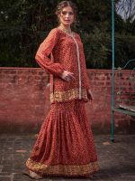 Shae by SASSAFRAS Ethnic Motif Printed Gotta Patti Round Neck Straight Kurti With Sharara - Image 3