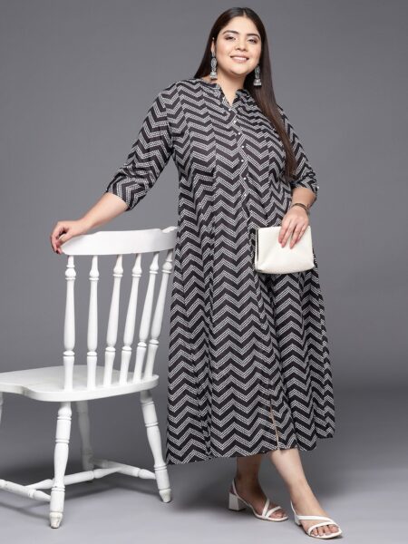 A PLUS BY AHALYAA Plus Size Chevron Print Crepe Mandarin Collar A-line Midi Ethnic Dress