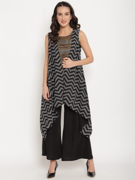 Ahalyaa Women Black & White Chevron Print Tunic