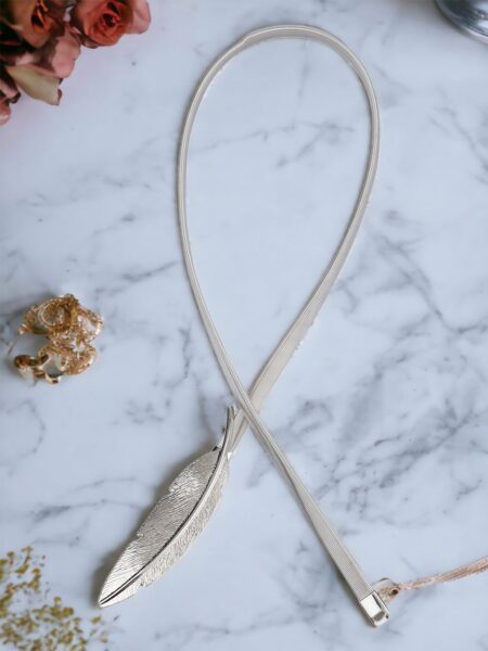 DressBerry Women Silver-Toned Textured Textured Metal Belt