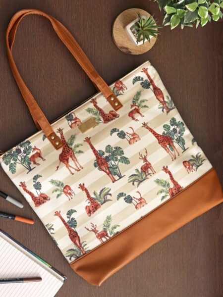 Giraffe Print Tote Bag For Women