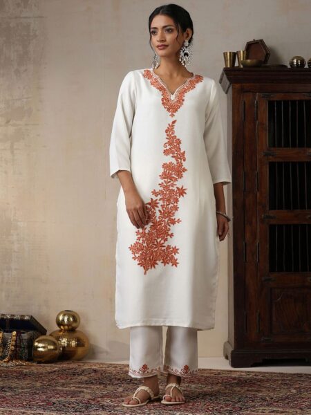 House of Chikankari Floral Embroidered Straight Kurta With Trousers