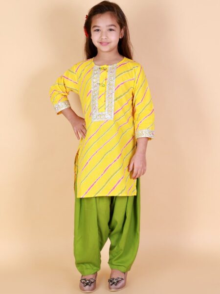 KID1 Girls Yellow Leheriya Printed Gotta Patti Pure Cotton Kurta with Patiala