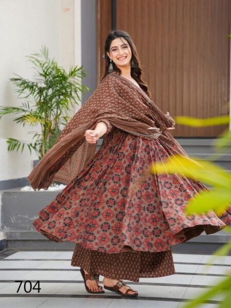 Designer 3pcs Beautiful Printed Kurta & Kurti ,Bottom With Dupatta Collection