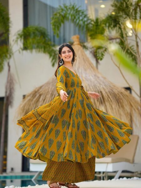 Designer 3pcs Beautiful Printed Kurta & Kurti ,Bottom With Dupatta Collection